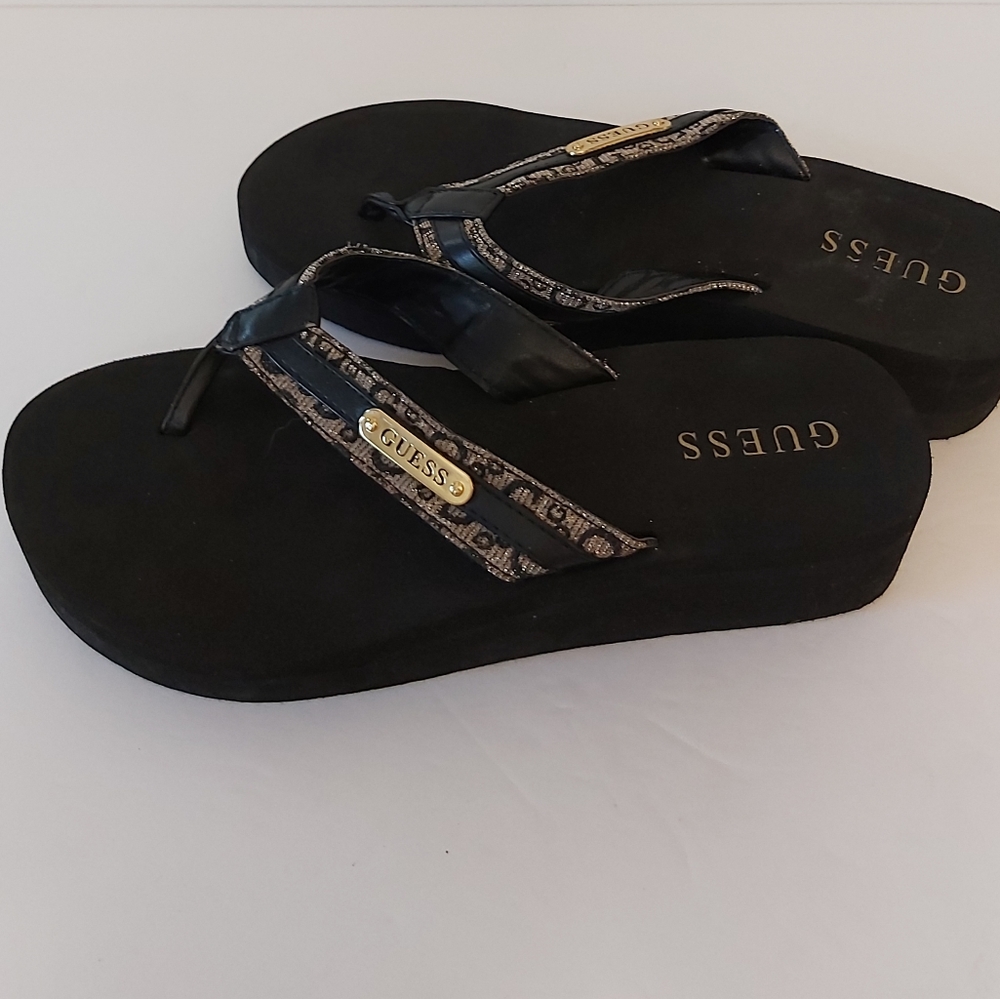 Guess sandale Size 6